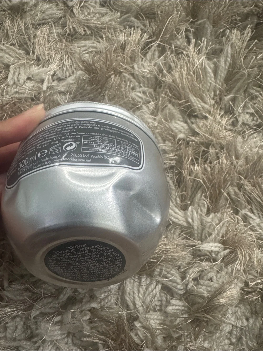 Tesori d'Oriente Body Cream Moisturizing Cream New the box Alittle damage